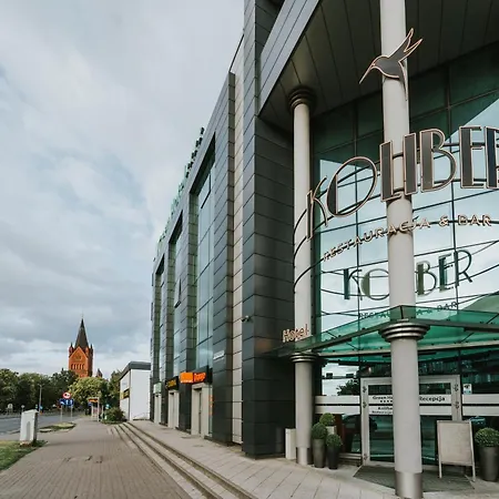 Green Hotel-2